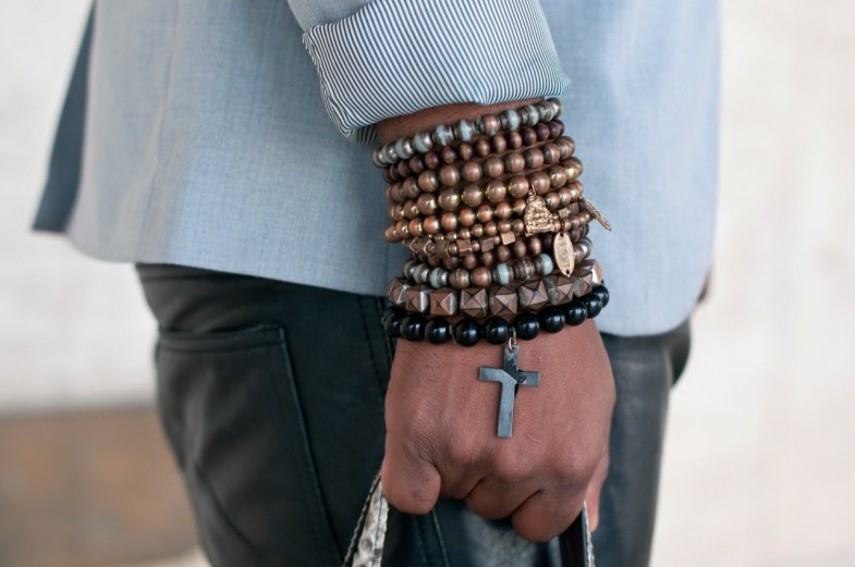 monday men arm candy 17